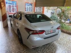 تۆیۆتا کامری